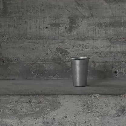 object.03 kop i rustfrit stål, videoklip